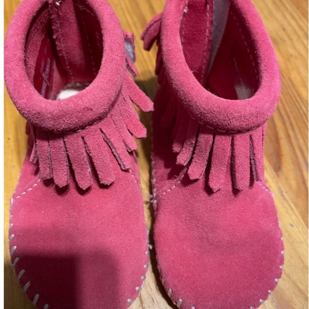 Minnie Tonka Moccasins Pink size 2